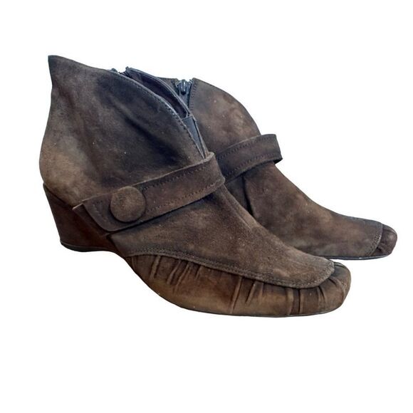 Hispanitas Brown Leather Suede Pointy Ankle Booties NWT Size 38 (7.5) - Picture 1 of 11